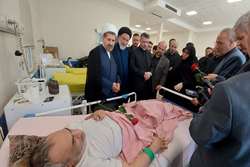  میزخدمت در مرکز توانبخشی امام خمینی (ره) برگزار می شود/ دیدار با جانبازان 70درصد نخاعی بستری در مرکز توانخبشی